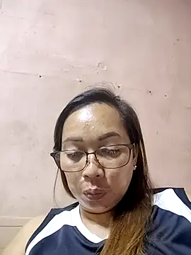 asianwet4u online show from March 24, 5:40 pm