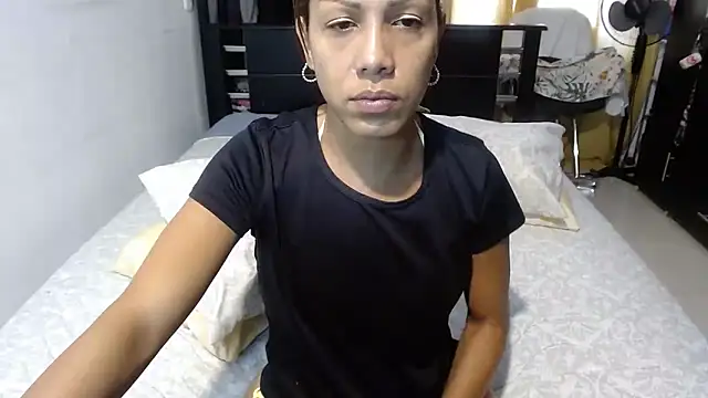 Snapshot of sensual_nataliee chatting on March 12, 5:07 pm sensual nataliee online show from March 12, 5:07 pm