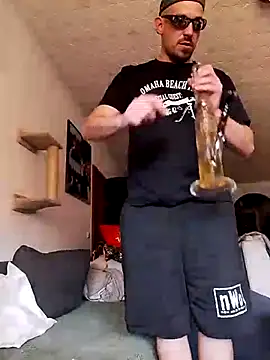 Codymc89 online show from March 4, 1:50 pm