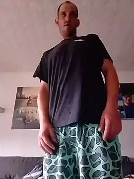 Codymc89 online show from July 30, 1:43 pm