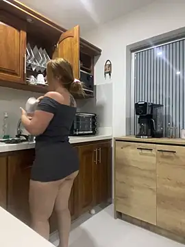 moniquerainx online show from December 13, 2:43 am