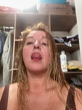 moniquerainx online show from June 12, 3:11 pm