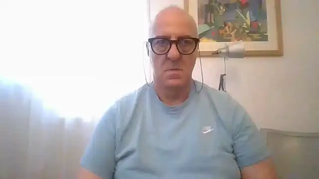 Snapshot of ANONIMO7735 chatting on July 11, 9:56 am ANONIMO7735 online show from July 11, 9:56 am