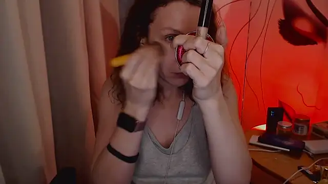 Snapshot of JohansonKatie chatting on January 16, 11:15 am JohansonKatie online show from January 16, 11:15 am