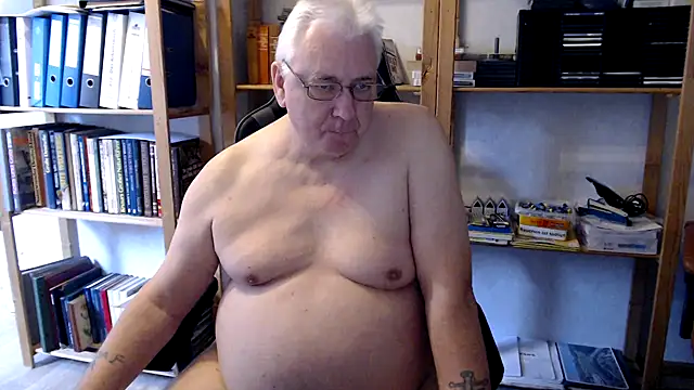 SchwanzhureXXL online show from September 13, 8:14 am