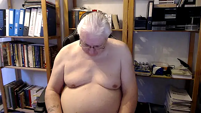 SchwanzhureXXL online show from February 28, 6:36 am