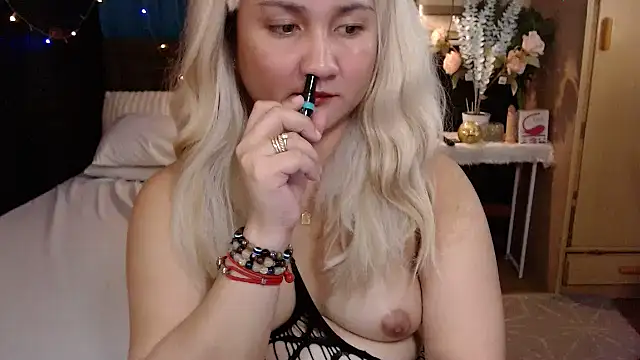 xheavenlytrans online show from November 29, 2:25 am