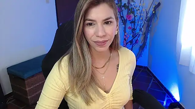 Snapshot of ms_sofia_x chatting on March 7, 3:31 pm ms sofia x online show from March 7, 3:31 pm