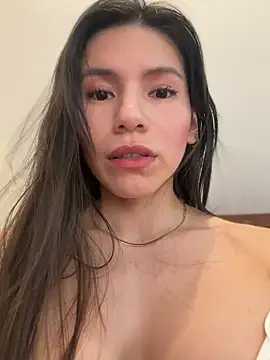 LalieFR online show from April 27, 5:33 pm