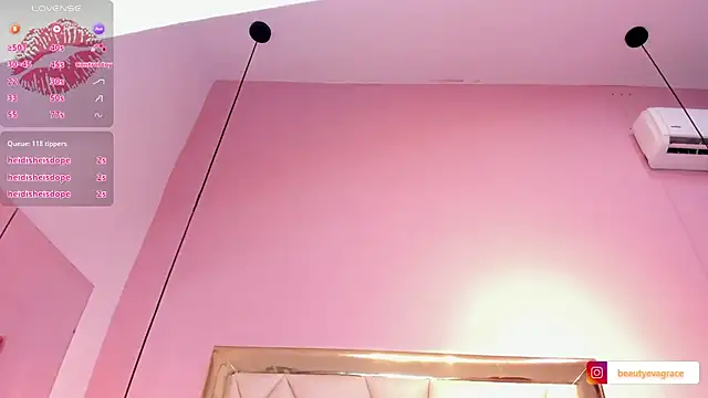 Snapshot of Eva_Grace_ chatting on January 7, 1:57 pm Eva Grace online show from January 7, 1:57 pm