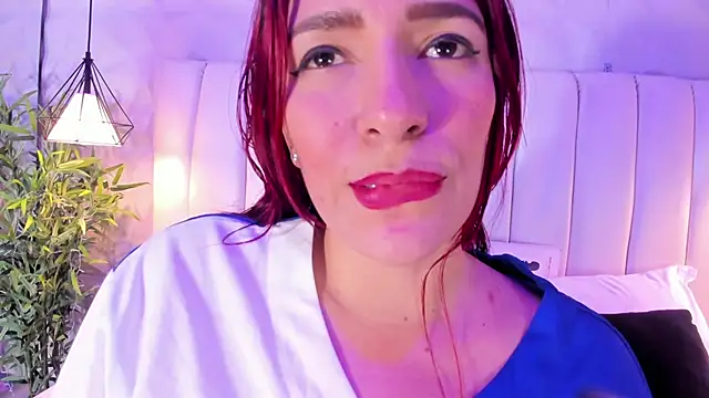 naughty flower18 online show from December 14, 10:50 pm