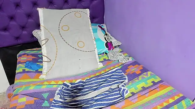 Margoth clain online show from March 6, 1:13 am