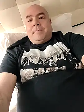 Snapshot of brian4300 chatting on March 21, 3:02 pm brian4300 online show from March 21, 3:02 pm