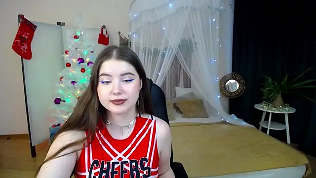 NicoleFoxery online show from December 17, 10:01 am
