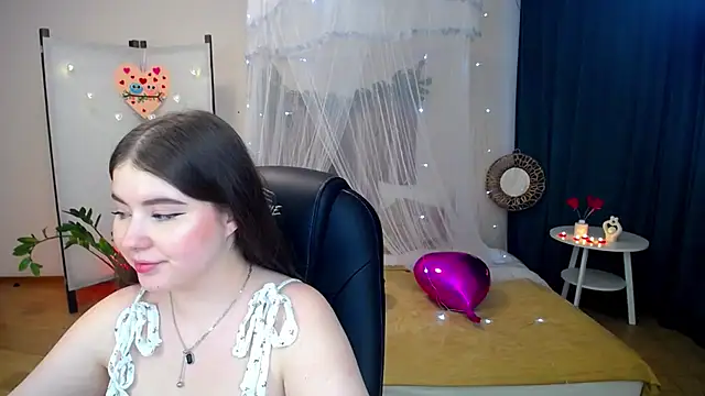 NicoleFoxery online show from February 14, 8:10 am