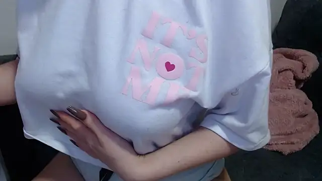 Snapshot of kamila-diablita chatting on November 23, 12:38 pm kamila-diablita online show from November 23, 12:38 pm