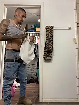 Prettyboiflaco online show from December 7, 9:22 pm