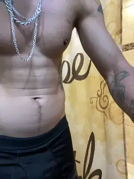 Prettyboiflaco online show from December 21, 7:24 am