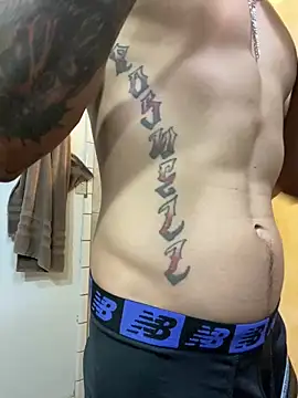 Prettyboiflaco online show from December 25, 2:35 am