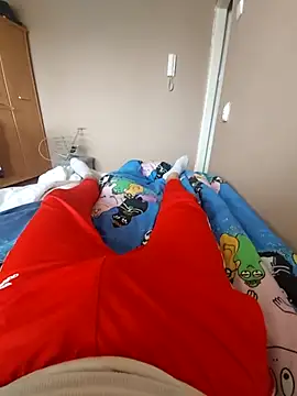 MlodyDres online show from November 1, 8:05 am