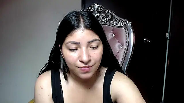 holly20a online show from December 27, 12:34 pm