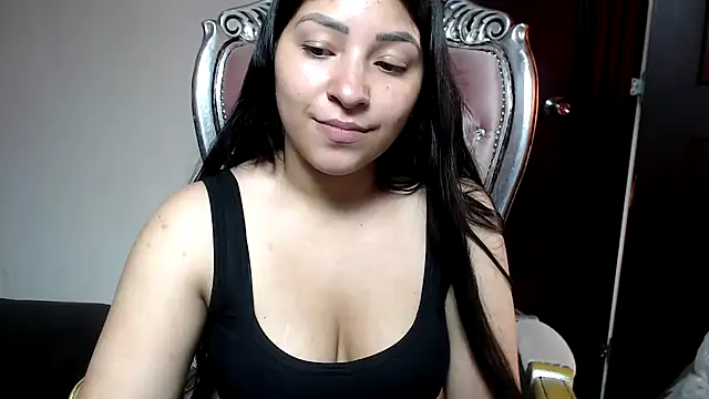 holly20a online show from January 10, 12:04 pm