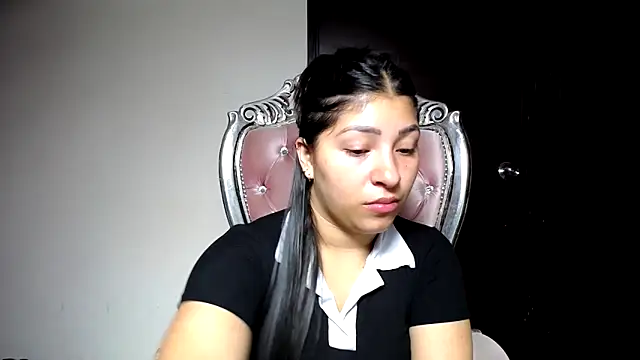 holly20a online show from January 25, 10:19 am