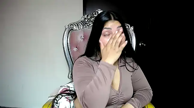 holly20a online show from March 1, 12:56 pm
