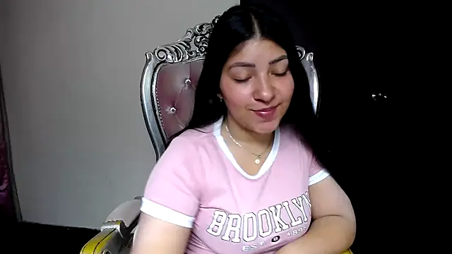 holly20a online show from March 21, 10:06 am