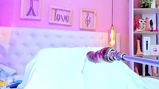 leylla  online show from January 13, 11:38 pm