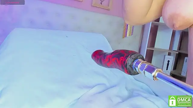 Snapshot of leylla_ chatting on March 19, 7:29 pm leylla online show from March 19, 7:29 pm