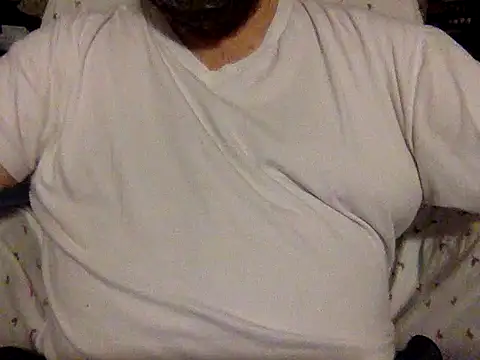 Snapshot of Drwhocares chatting on December 5, 4:44 pm Drwhocares online show from December 5, 4:44 pm