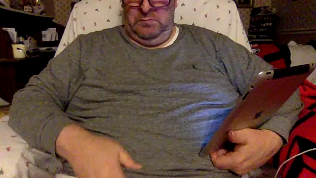 Snapshot of Drwhocares chatting on January 23, 6:03 pm Drwhocares online show from January 23, 6:03 pm