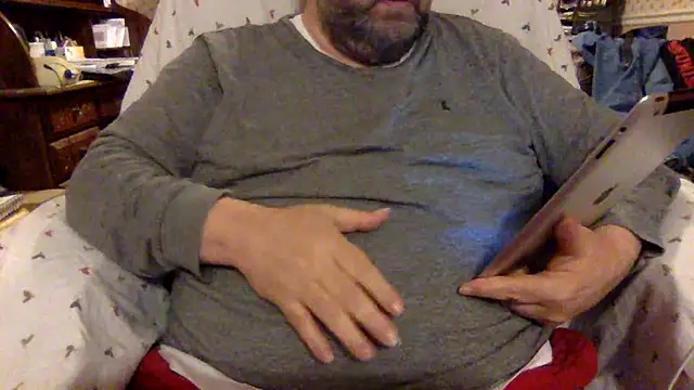 Snapshot of Drwhocares chatting on February 19, 7:48 pm Drwhocares online show from February 19, 7:48 pm