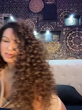 Marilyn La Rose online show from February 6, 8:01 pm