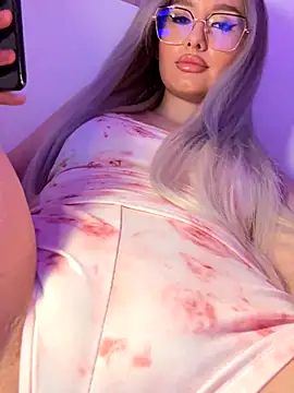 mollyxxx online show from December 8, 1:02 am