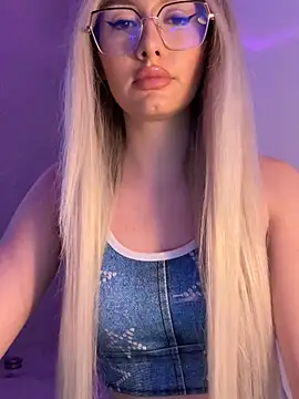 mollyxxx online show from December 10, 1:32 am