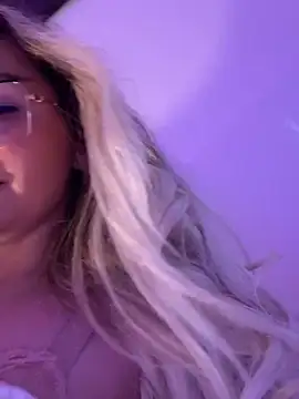 mollyxxx online show from March 8, 8:55 am