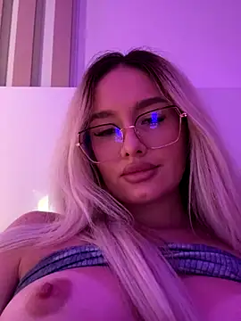 mollyxxx online show from October 9, 2:31 am