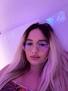 mollyxxx online show from December 22, 10:23 am