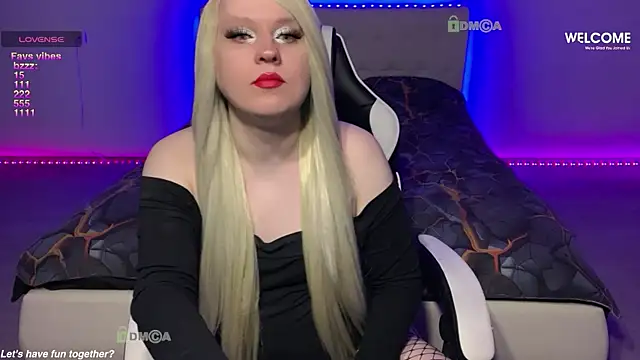 camsmiley online show from March 19, 7:56 am