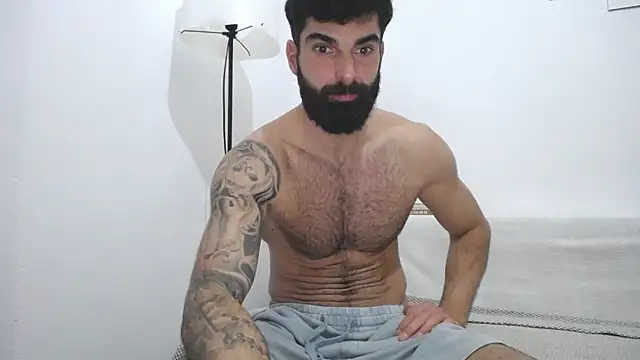 Verycutex online show from February 18, 3:10 pm