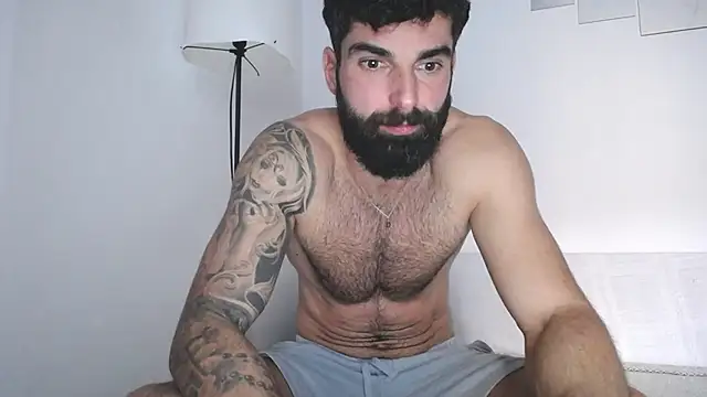 Verycutex online show from February 20, 1:40 pm