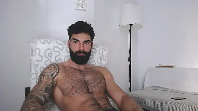 Verycutex online show from February 23, 1:42 pm