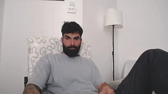 Verycutex online show from March 8, 8:44 am