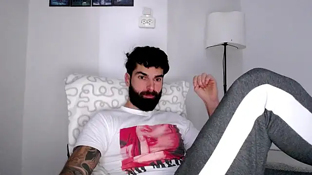 Verycutex online show from January 9, 7:44 am