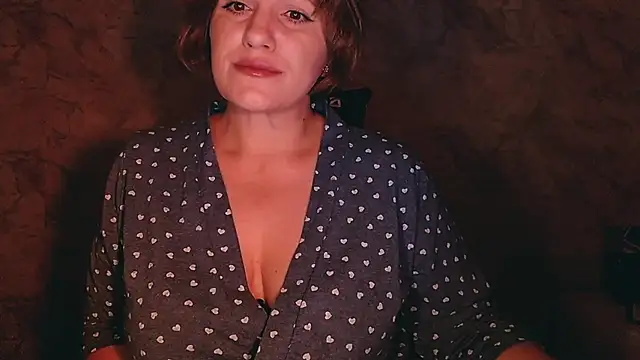 Snapshot of _letty_ chatting on July 23, 10:08 pm letty online show from July 23, 10:08 pm