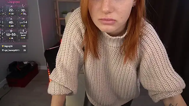 EmilyFoxxi online show from December 14, 9:29 am