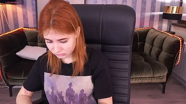EmilyFoxxi online show from January 25, 6:23 am