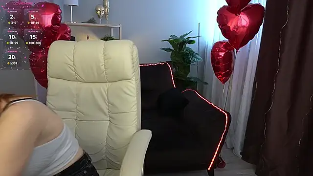 EmilyFoxxi online show from February 23, 9:44 am